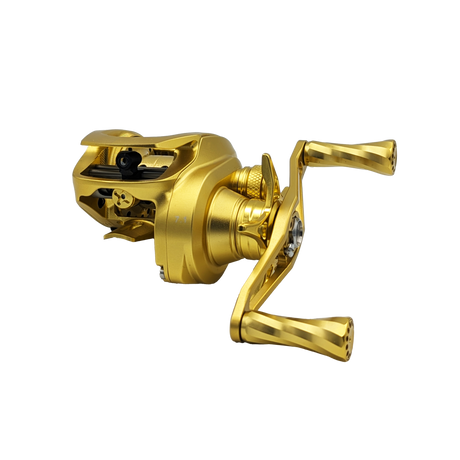 Die Loongze Airlite - A100 Air DBC von Loongze ist eine goldene Angelrolle mit doppeltem Griff, sichtbaren Zahnrädern und elektromagnetischer Bremssteuerung. Ihr fein bearbeitetes Metalldesign und die detaillierten Komponenten heben sich von einem schwarzen Hintergrund ab.