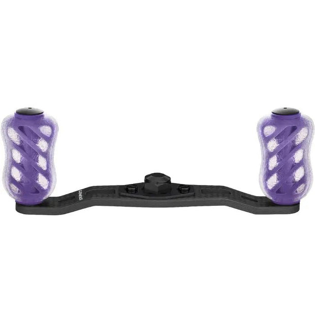 Eine Gomexus-Kurbel 95 mm | 85 mm Carbon-Griff mit zwei 20 mm Finesse Touch-Knöpfen (8 x 5 mm), befestigt an einem zentralen Montagebügel, ist auf weißem Hintergrund abgebildet.