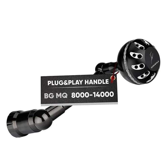 Ein schwarzer Gomexus Plug & Play Aluminium Power Handle für Daiwa BG MQ 2500-20000 wird vor einem weißen Hintergrund angezeigt und zeigt seine Kompatibilität mit Daiwa BG MQ-Rollen.