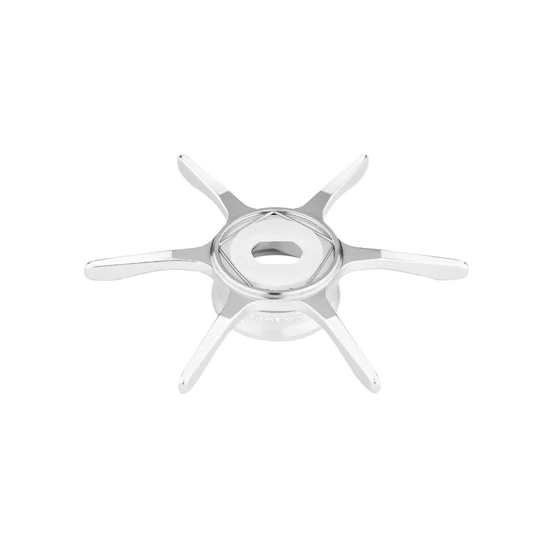 Die Gomexus Sternbremse 60 mm in Silber, entwickelt für Shimano 22 Aldebaran BFS und 21 Calcutta Conquest 100-101, verfügt über sechs gebogene Arme, die von einer zentralen Nabe ausgehen - perfekt für die Aufrüstung Ihrer Baitcastrolle.