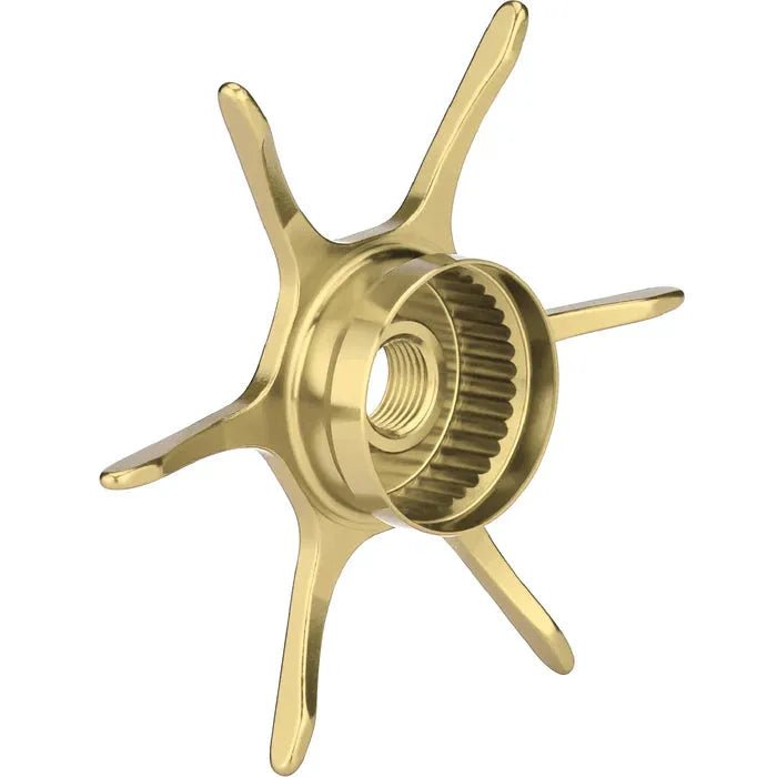Vor einem weißen Hintergrund ist ein goldfarbenes, sechsspeichiges Metallzahnrad mit Gewinde in der Mitte und geriffelter Innenseite abgebildet, das Gomexus Sternbremse Aluminium 64 mm Upgrade für Abu Garcia Rollen.