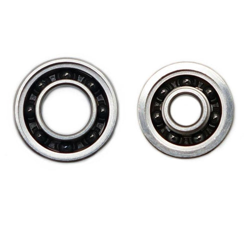 Abgebildet sind zwei Metalllager aus dem „Kattobi“-Tuning-Kit Keramik Kugellager (Shimano 1150 & 1030 Air HD) von Hedgehog Studio, jeweils mit Innenring, Außenring und sichtbaren Kugellagern vor weißem Hintergrund.