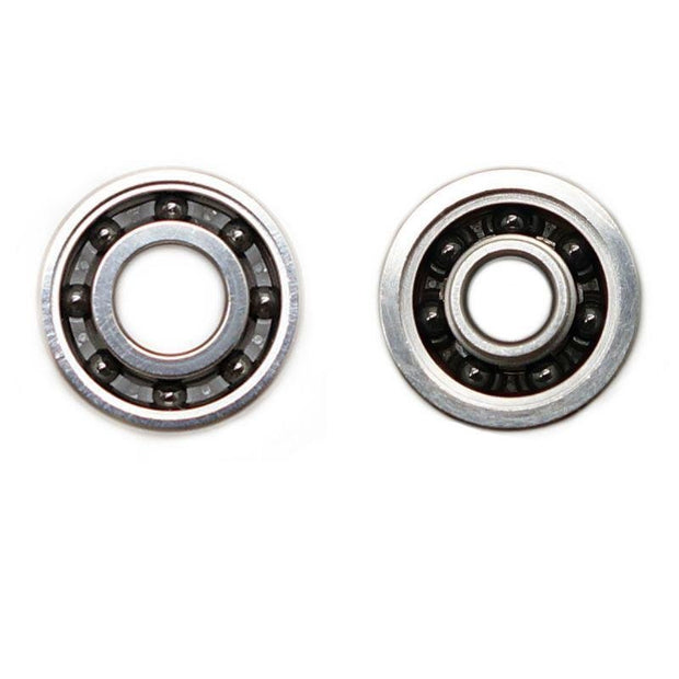 Zwei Hedgehog Studio „Kattobi“ Tuning Kit Keramik Kugellager (1040 & 1030 Air HD), entwickelt für Shimano- und Abu Garcia-Rollen, werden nebeneinander mit sichtbaren Ringen und Kugelelementen auf weißem Hintergrund angezeigt.