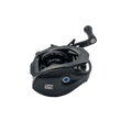 Eine schwarze Loongze Airlite - A100 Air DBC Baitcasting-Rolle mit seitlichem Griff und "LOONG DESC"-Schriftzug, mit elektromagnetischer Bremssteuerung, abgebildet auf einem einfarbigen Hintergrund.