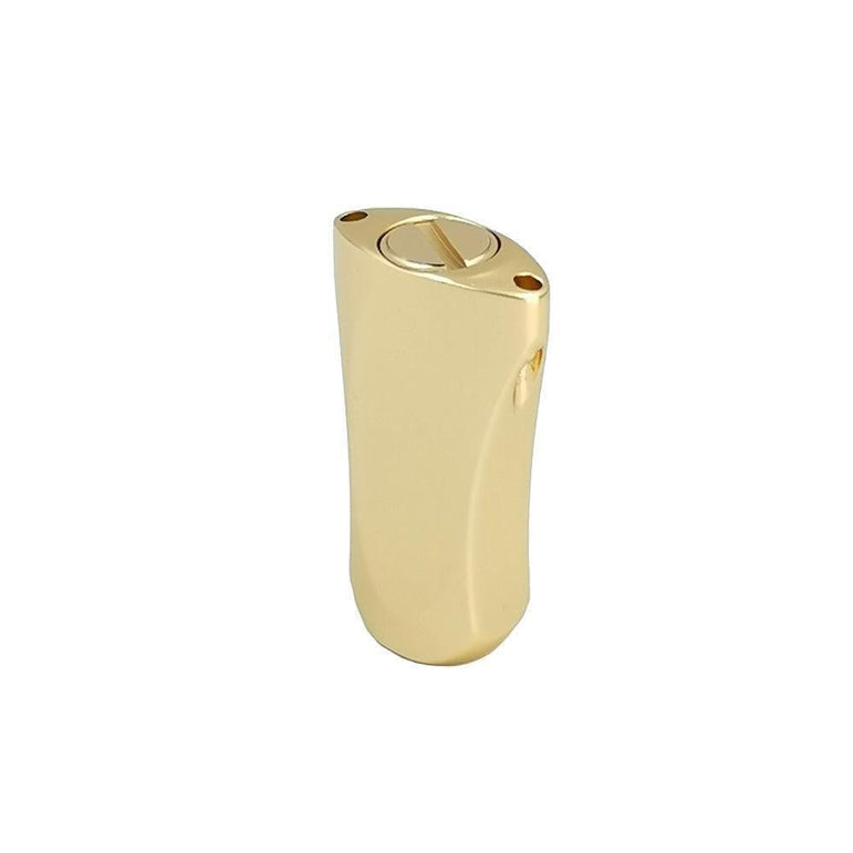 Der RL-Angelrollentuning Aluminiumknopf 21mm | Flach | Universal Fit verfügt über einen goldfarbenen, leicht gewölbten Metallkörper mit flacher Oberseite und kreisförmig vertieftem Drehknopf, passend für Angelrollen oder Baitcaster-Rollen. Abgebildet auf schlichtem weißem Hintergrund.