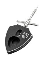 Der RL-TNG Spool Bearing Pin Remover mit Kreuzschlüssel von RL-Angelrollentuning ist ein robustes Werkzeug in Schwarz-Silber mit großem Cutout, Gravurlogo und Schraubmechanismus – perfekt für Angelrollen Tuning und Baitcaster Reparatur.