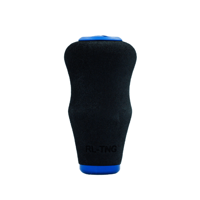 Der RL-TNG OCT 24 EVA-Knopf von RL-TNG verfügt über einen blauen, zylindrischen Schaumstoffgriff mit blauen Kappen und dem „RL-TNG“-Branding in der Nähe der Basis, das maximalen Halt gewährleistet und auf einem schlichten schwarzen Hintergrund angezeigt wird.