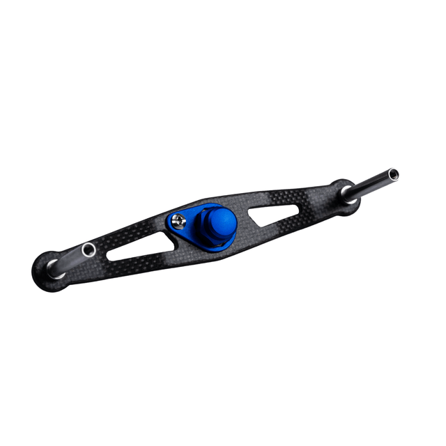 Ein blauer RL-TNG TGR 95 Carbon Handle | Baitcaster-Kurbel von RL-TNG mit einem zentralen blauen Knopf und Metallstäben an jedem Ende wird auf einem weißen Hintergrund angezeigt.