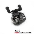 Eine schwarz-silberne Roro Lure BFS Titanium Spule AX22-Baitcastingrolle mit Doppelgriffen und sichtbarer Spule, konzipiert für die Verwendung mit 20 Alpha, 23 SLP Millionaire Air und mehr, abgebildet auf weißem Hintergrund.