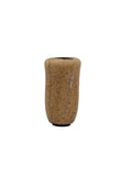 Ein zylindrischer SLP Works RCS i-Shape Cork Knob Griff mit einer leichten Verjüngung und dem Aufdruck "RCS" an der Seite steht aufrecht vor einem weißen Hintergrund - ideal für Wurf- und Spinnrollen.