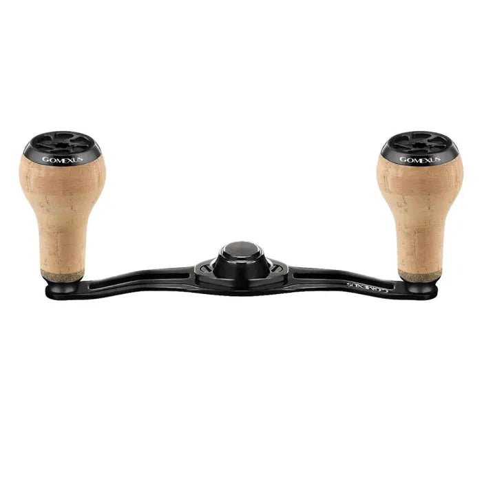 Der Gomexus Kage Titanium Handle verfügt über 27 mm große Korkknöpfe (8 x 5 mm) und einen schwarzen Rahmen, der speziell für BFS-Angler entwickelt wurde. Er lässt sich einfach an Ihrer Angelrolle befestigen und ermöglicht ein sanftes manuelles Aufwickeln.