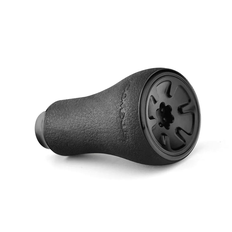 Der Gomexus P20 mm TPE-Knopf ist ein schwarzer, strukturierter, ergonomischer Rollengriff mit einem radähnlichen Ende, einer flachen, glatten Oberfläche, eingekerbten Rillen und einem kleinen Gomexus-Logo, alles aus strapazierfähigem TPE-Material gefertigt.