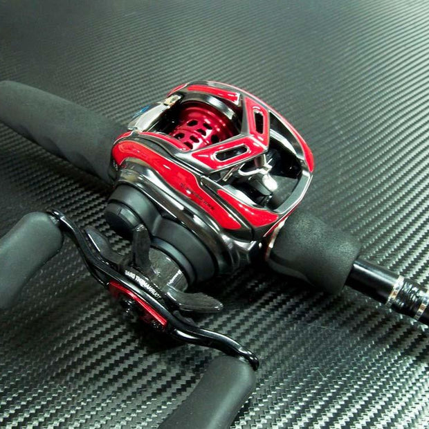 Aufkleber-Kit Daiwa Alphas Air-Aufkleber-Wanees-Rot-Carbon (Kurbel Links)-RL-Angelrollentuning